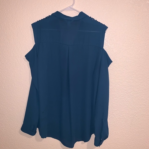 Blue bejeweled button up shirt by candies XL - Picture 6 of 8